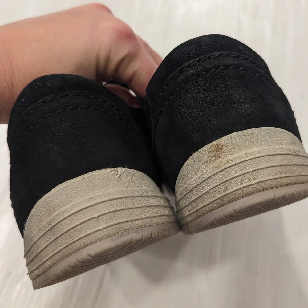 DANSKO Leela Women's Black Suede Lace-up Sneakers size 41